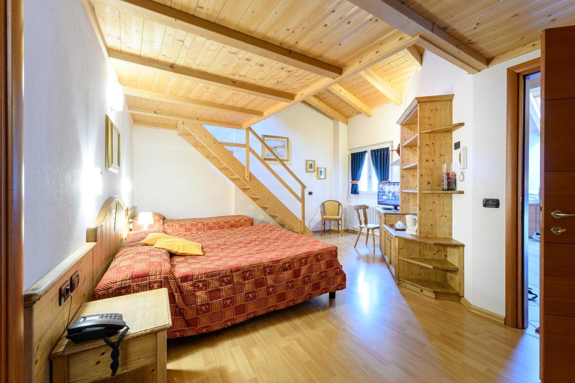 Hotel Garni Le Corti Grosotto Zewnętrze zdjęcie