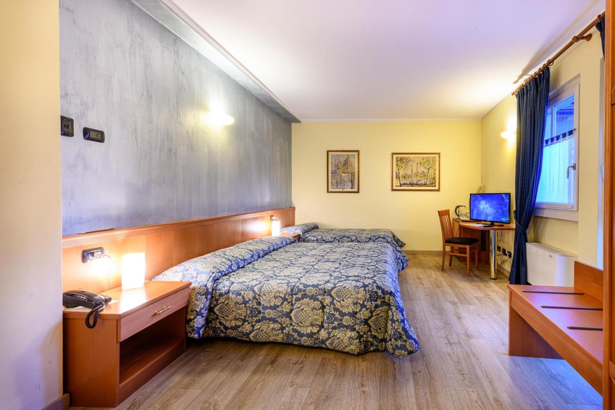 Hotel Garni Le Corti Grosotto Zewnętrze zdjęcie