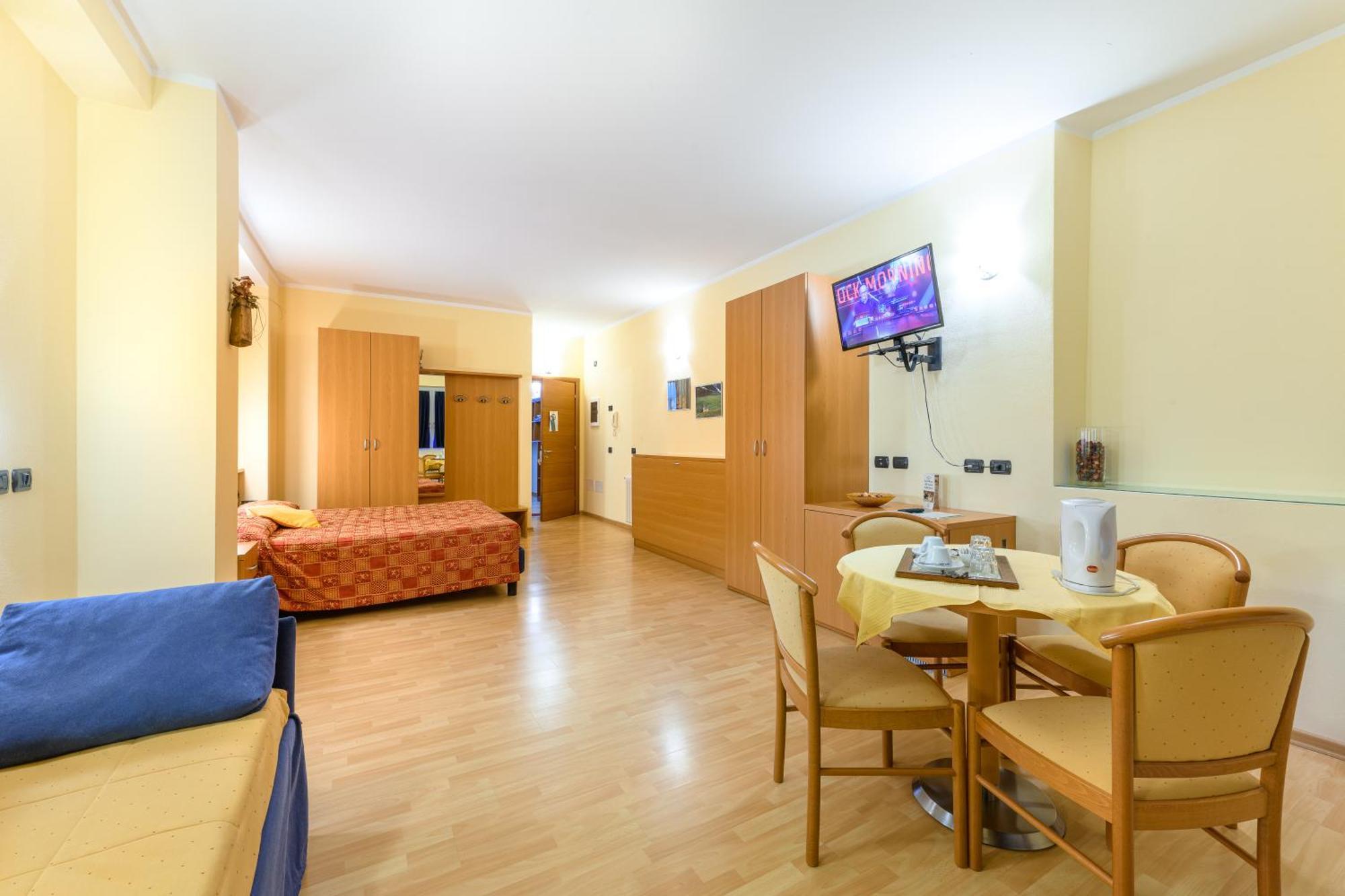 Hotel Garni Le Corti Grosotto Zewnętrze zdjęcie