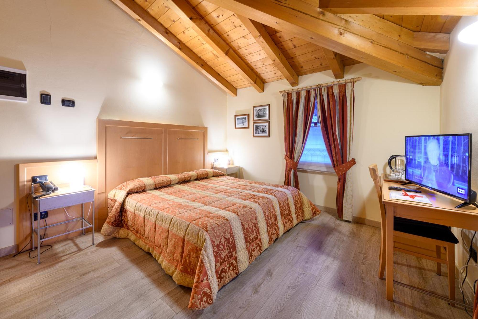 Hotel Garni Le Corti Grosotto Zewnętrze zdjęcie