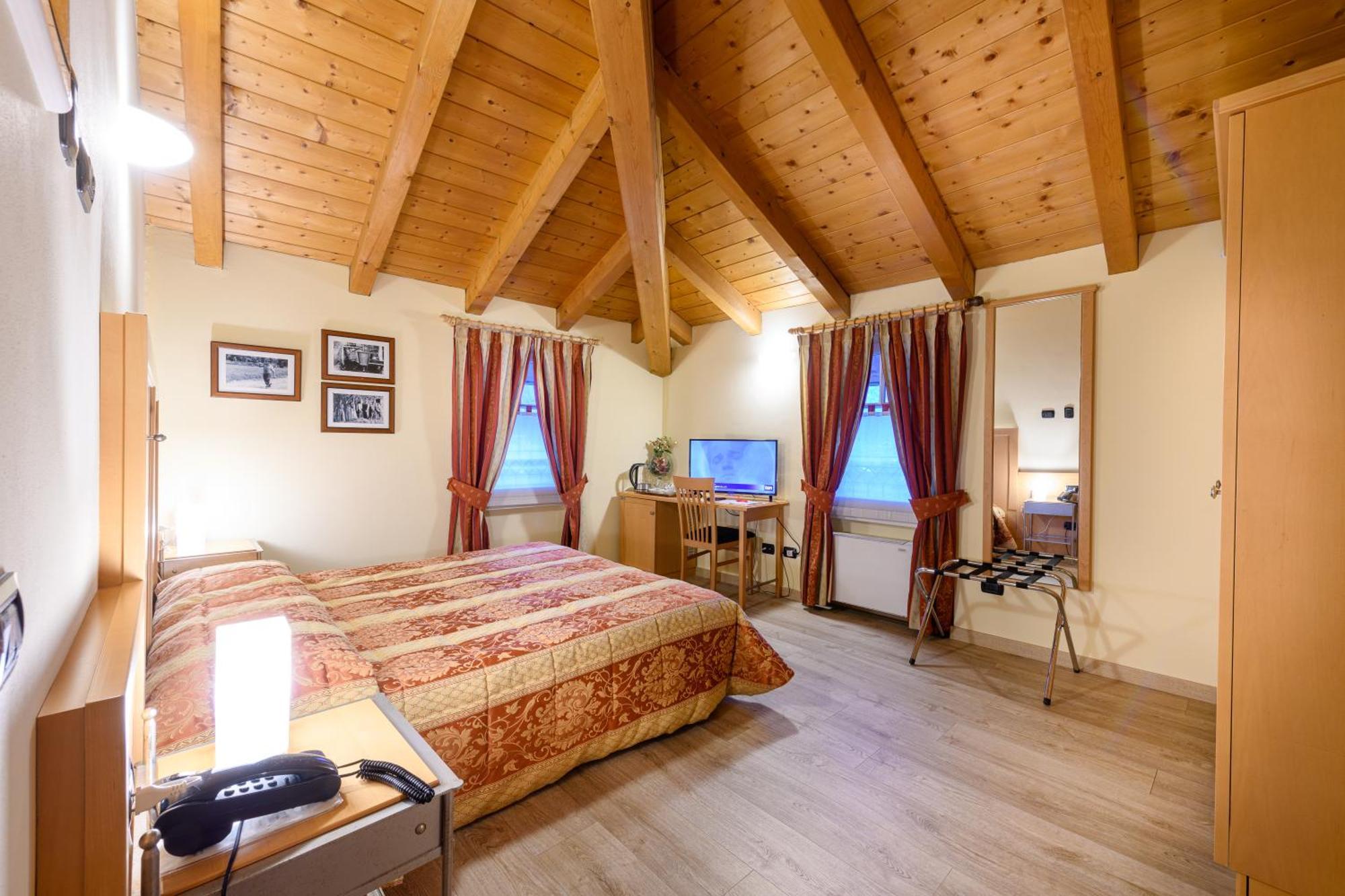 Hotel Garni Le Corti Grosotto Zewnętrze zdjęcie