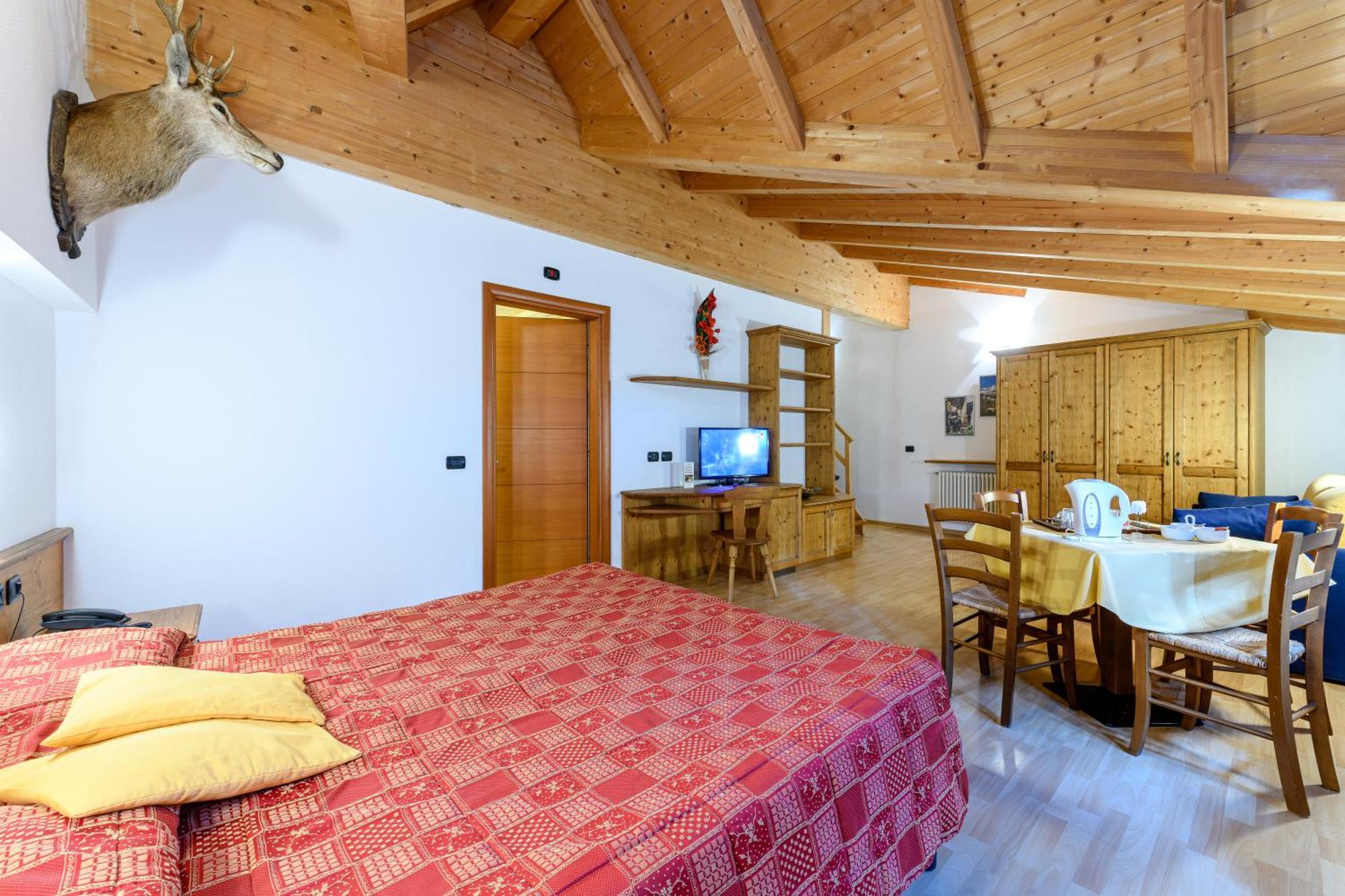 Hotel Garni Le Corti Grosotto Zewnętrze zdjęcie