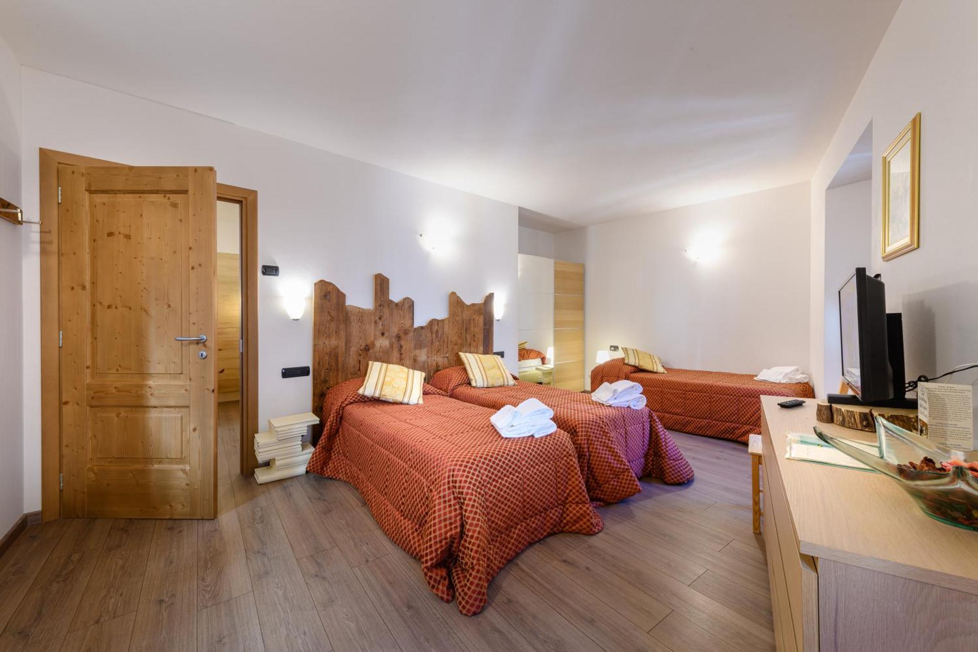 Hotel Garni Le Corti Grosotto Zewnętrze zdjęcie